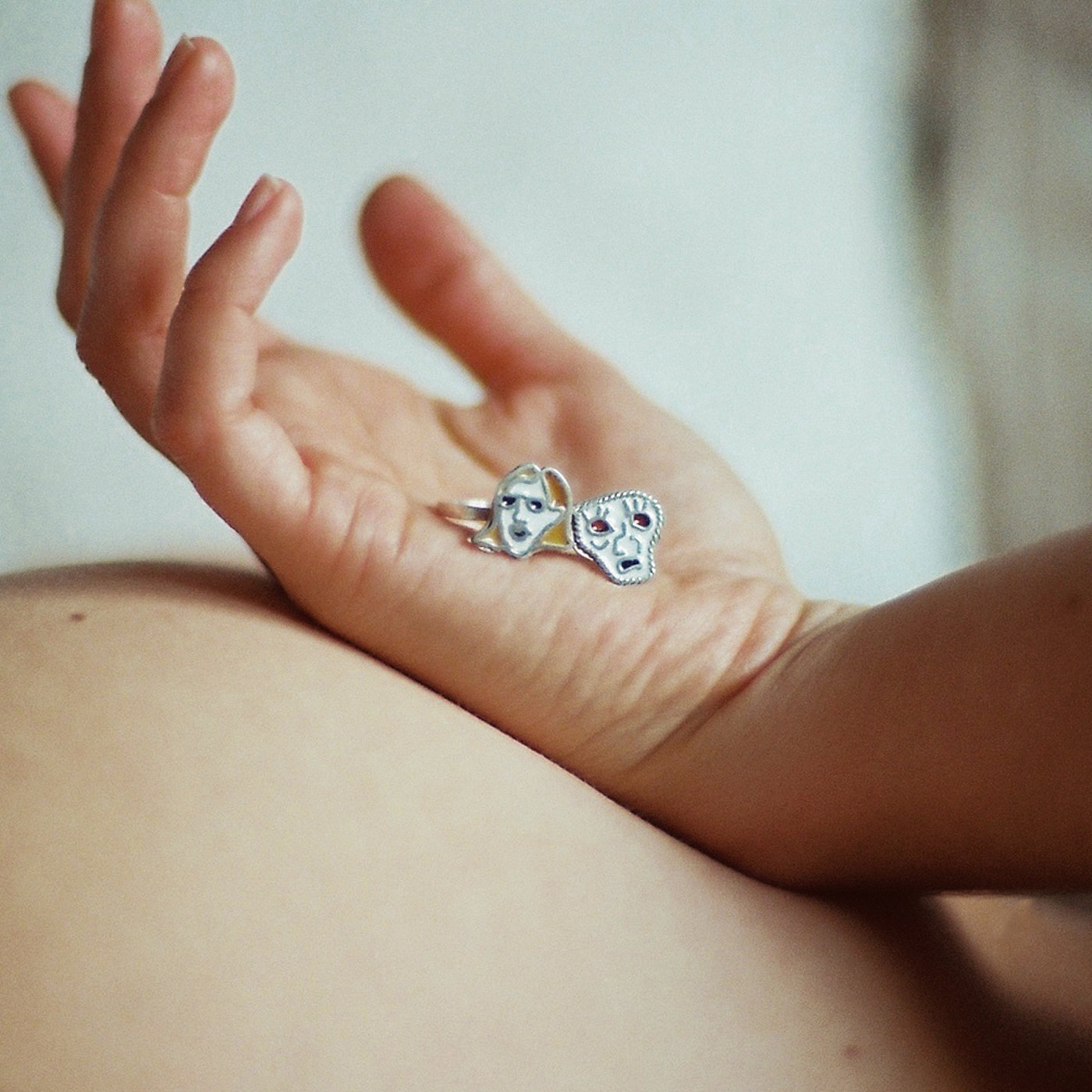 Émail grand feu - série de visages - 2021 Émail grand feu - série de visages - 2021