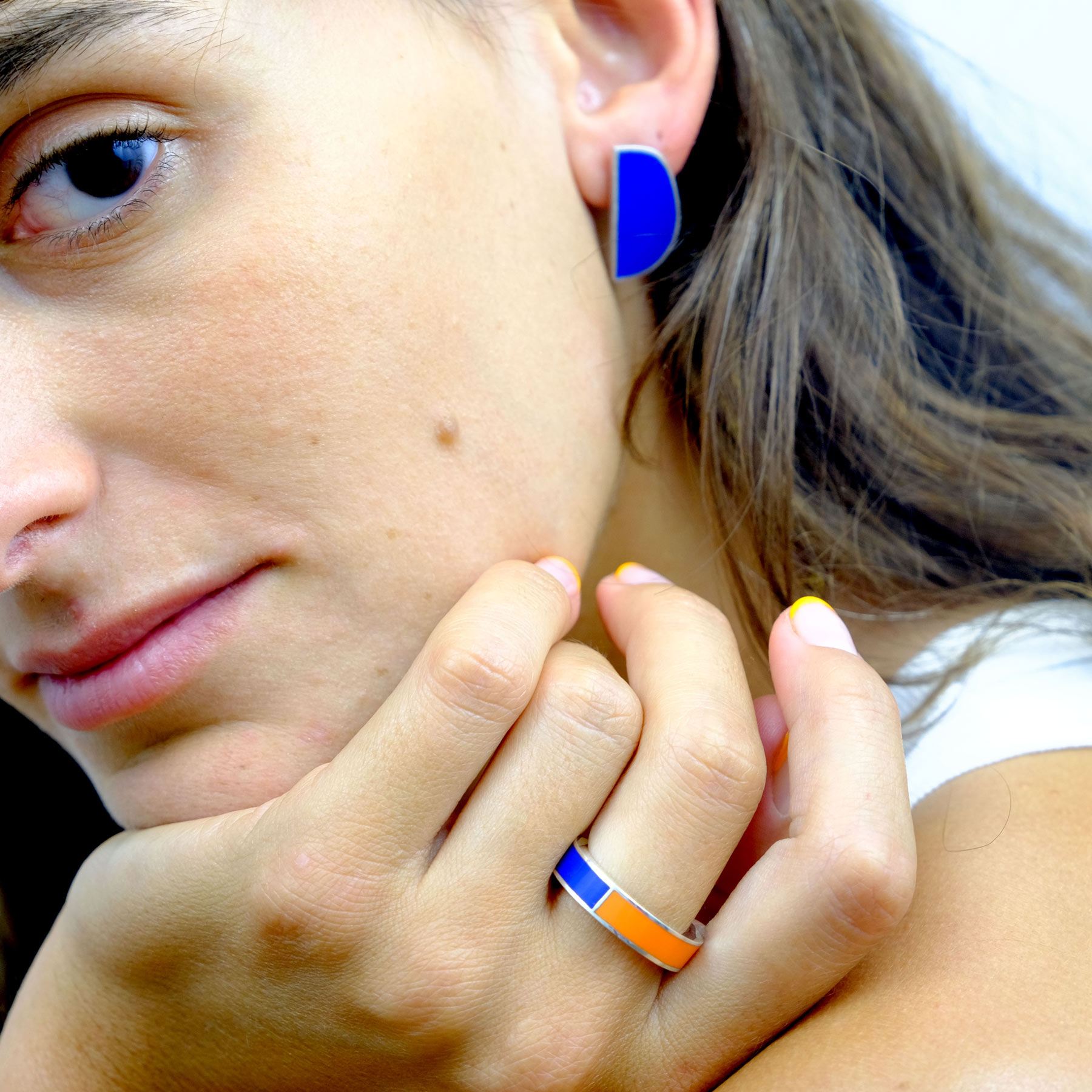 Bague Bicolore Collection Couleur Laques Formes Geometrique Fontes Virgile Bruniau